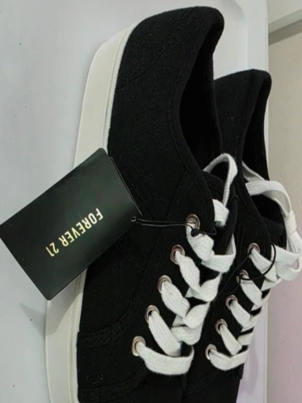 NWT Platform Canvas Shoes Size 8